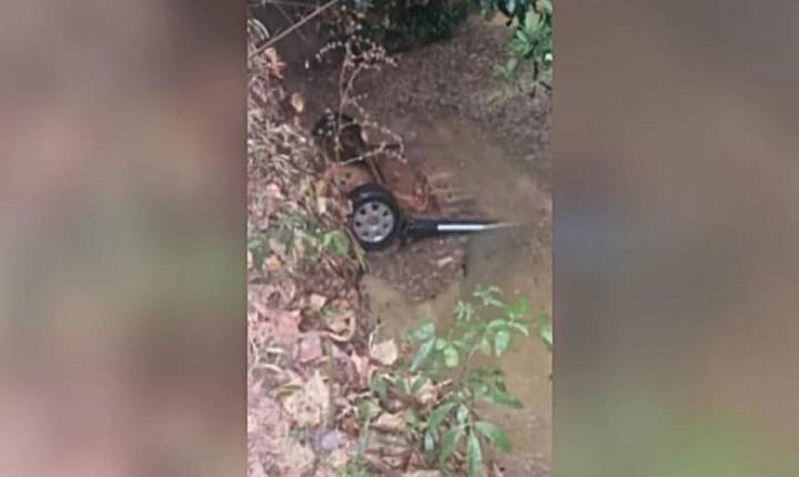 Cinco crianças e dois adultos morrem após carro cair de ponte em Águas Lindas