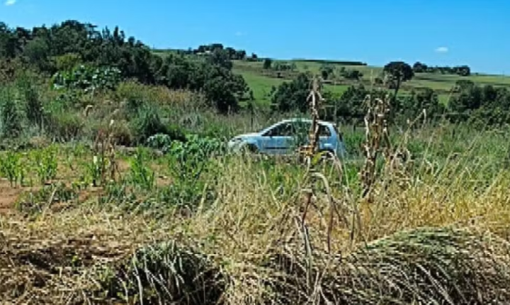 Dupla mata homem a facada durante festa e abandona corpo em estrada, diz polícia