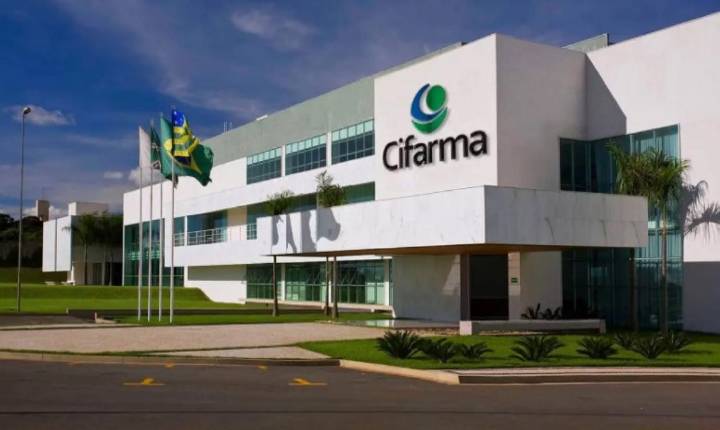 Justiça dá 24 horas para farmacêutica comprovar pagamento de salários em Goiás e Minas Gerais