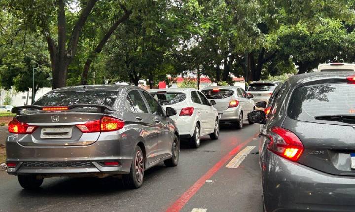 Pagamento do IPVA com desconto de 8% deve ser feito até dia 15