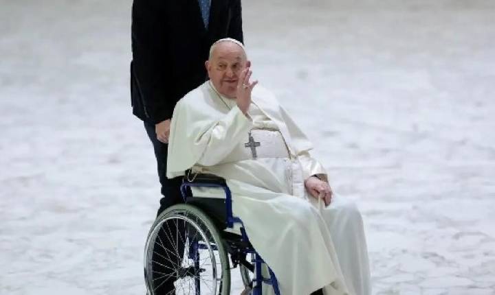 Papa Francisco morreu de AVC e insuficiência cardíaca, diz Vaticano