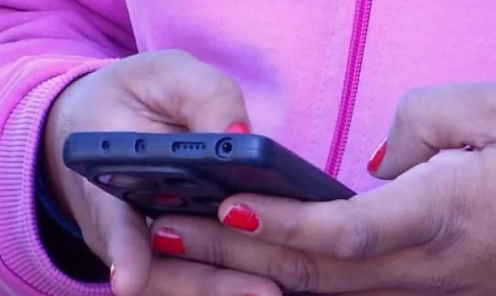 Sogra que divulgou nudes de adolescentes encontrou imagens ao mexer no celular do filho, diz polícia