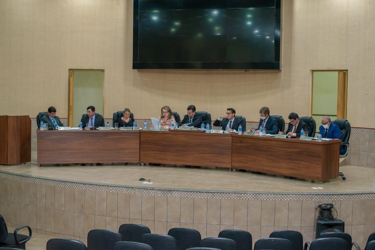 Legislativo Municipal realiza primeira sessão ordinária da gestão 2021-2024