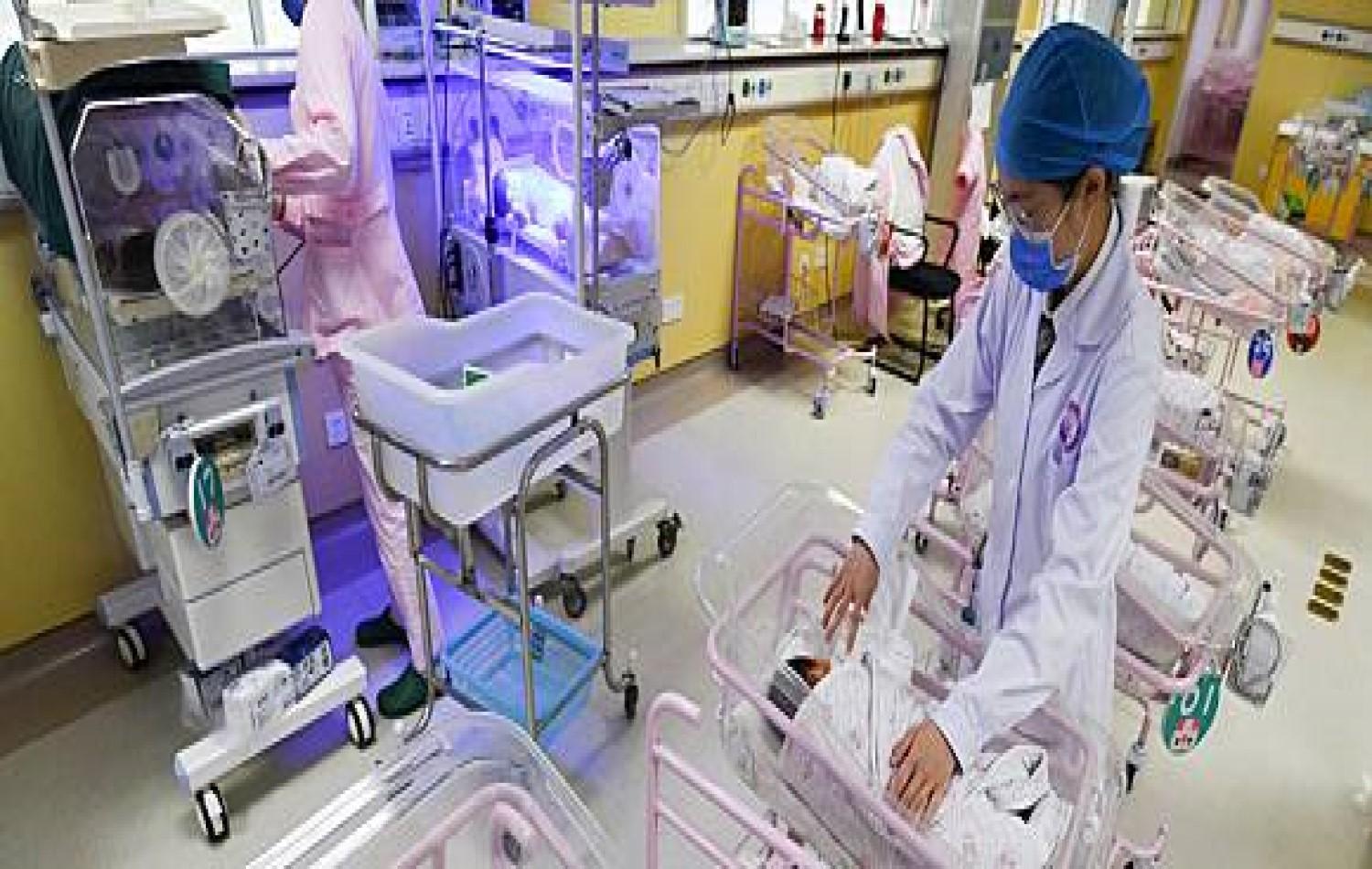 Após queda de natalidade, China permitirá que casais tenham até 3 filhos