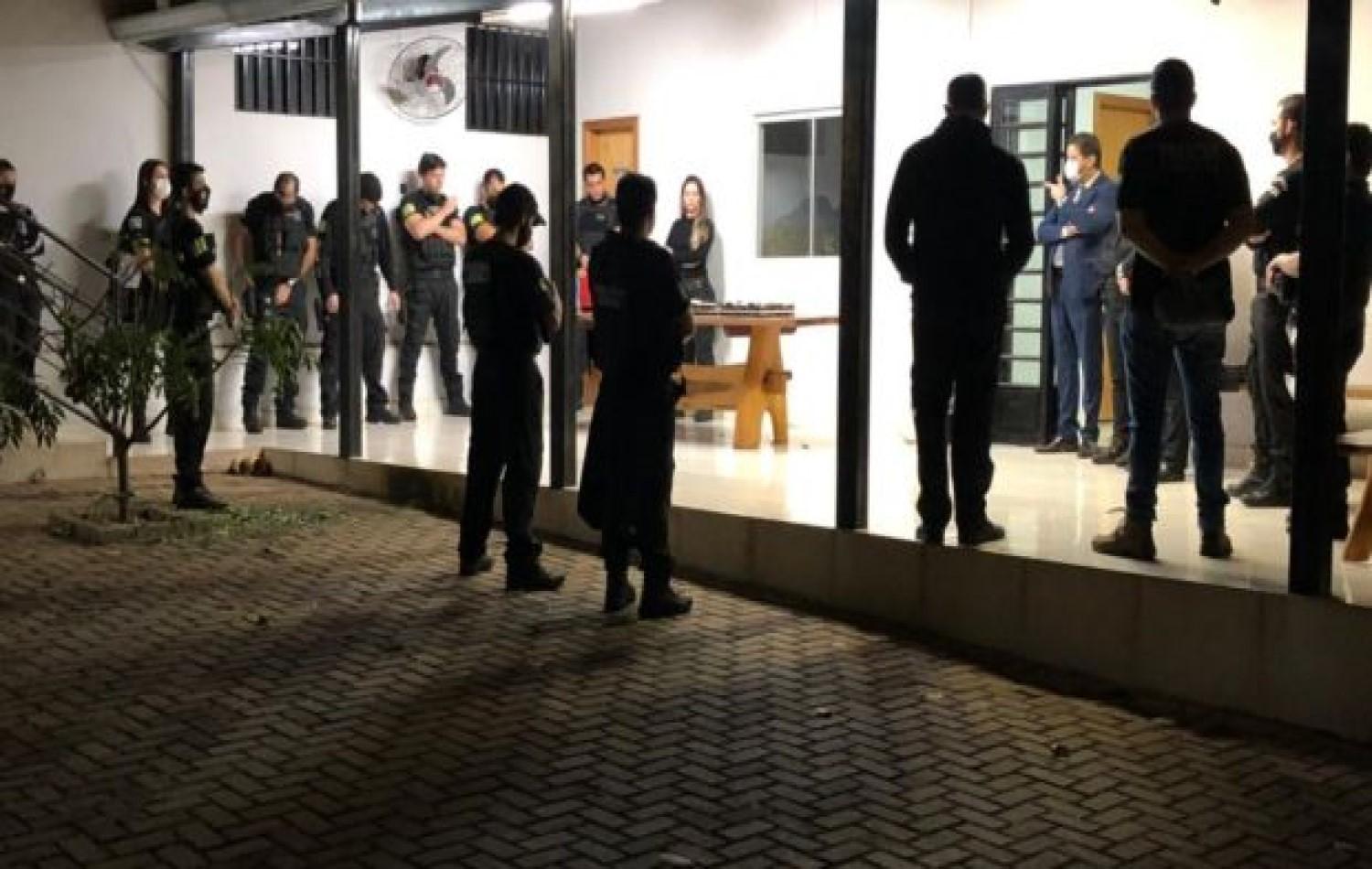 Deccor deflagra operação contra ex-servidores da antiga Agetop por suposta lavagem de dinheiro