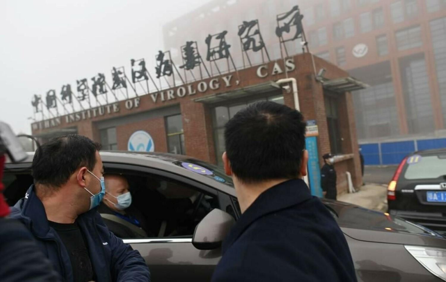 China rejeita pedido da OMS para novas investigações sobre origem da covid no país.