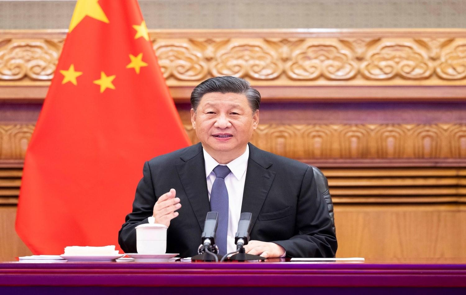 Cientista da OMS revela pressão da China para órgão barrar tese de vazamento de laboratório