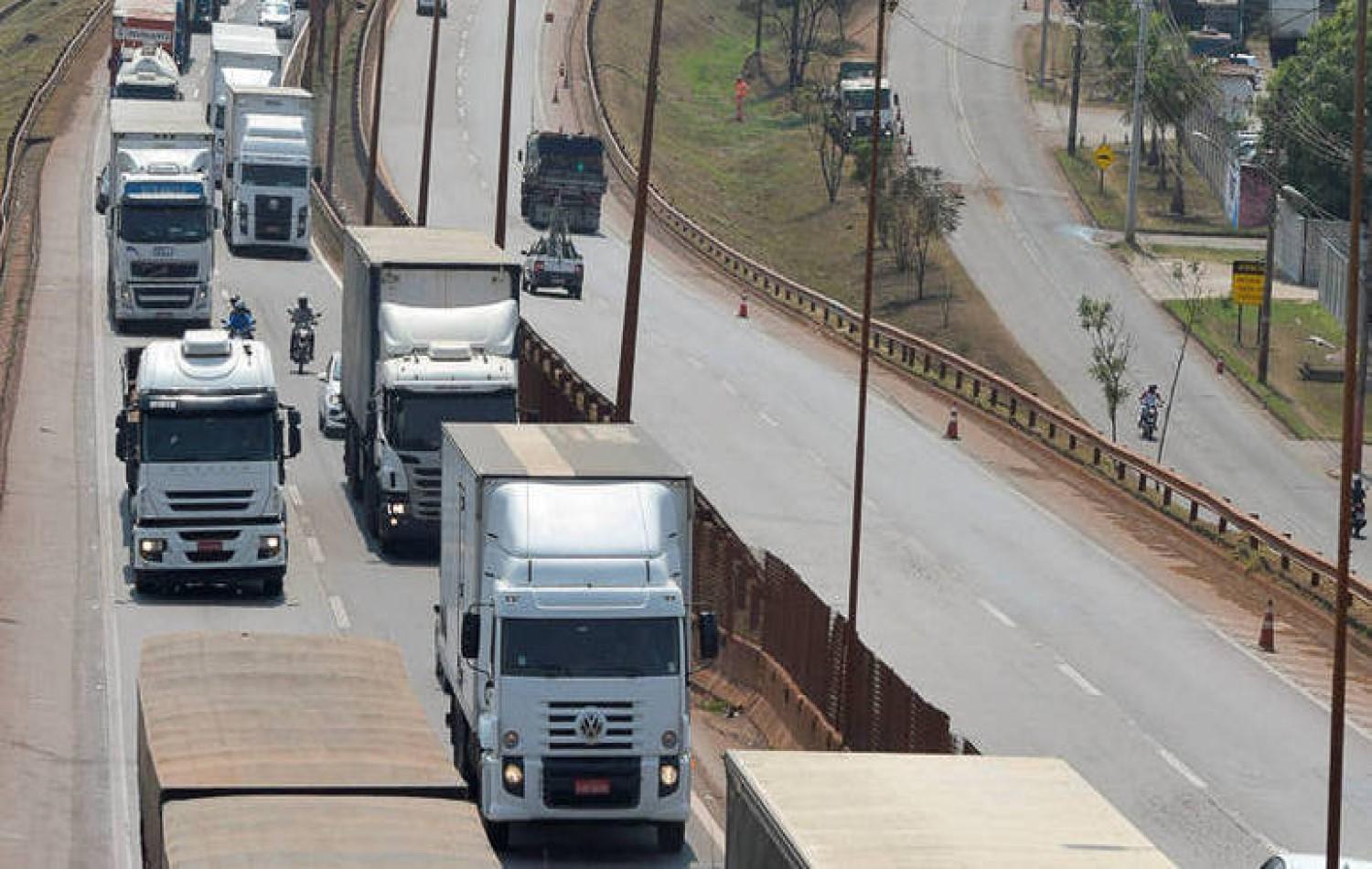 Caminhoneiros: não há mais bloqueio de rodovias, diz governo