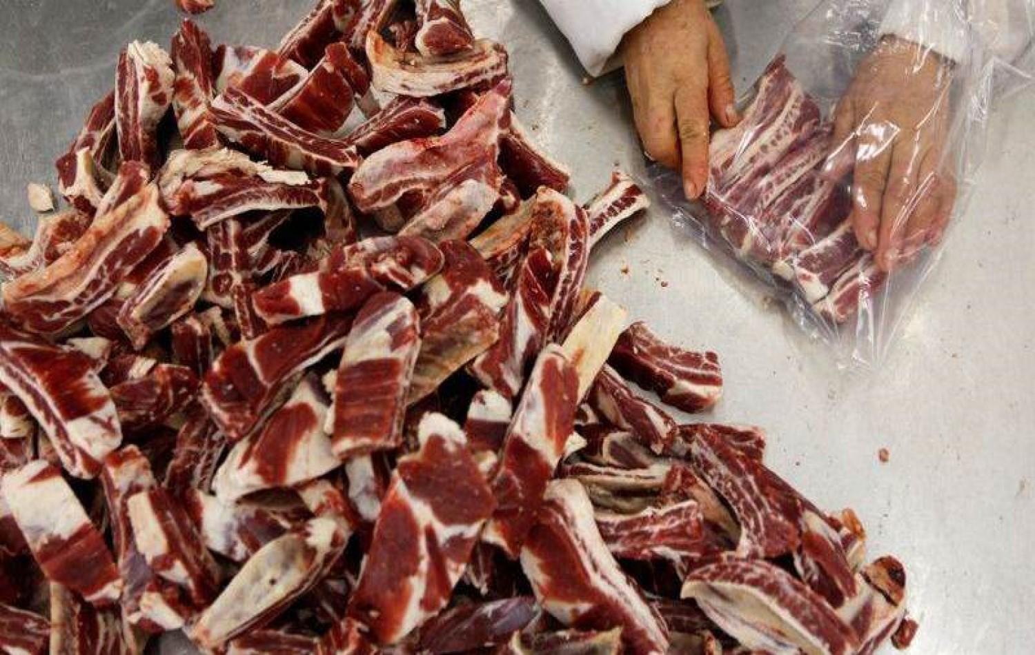 Agricultura orienta suspensão de produção de carne para a China