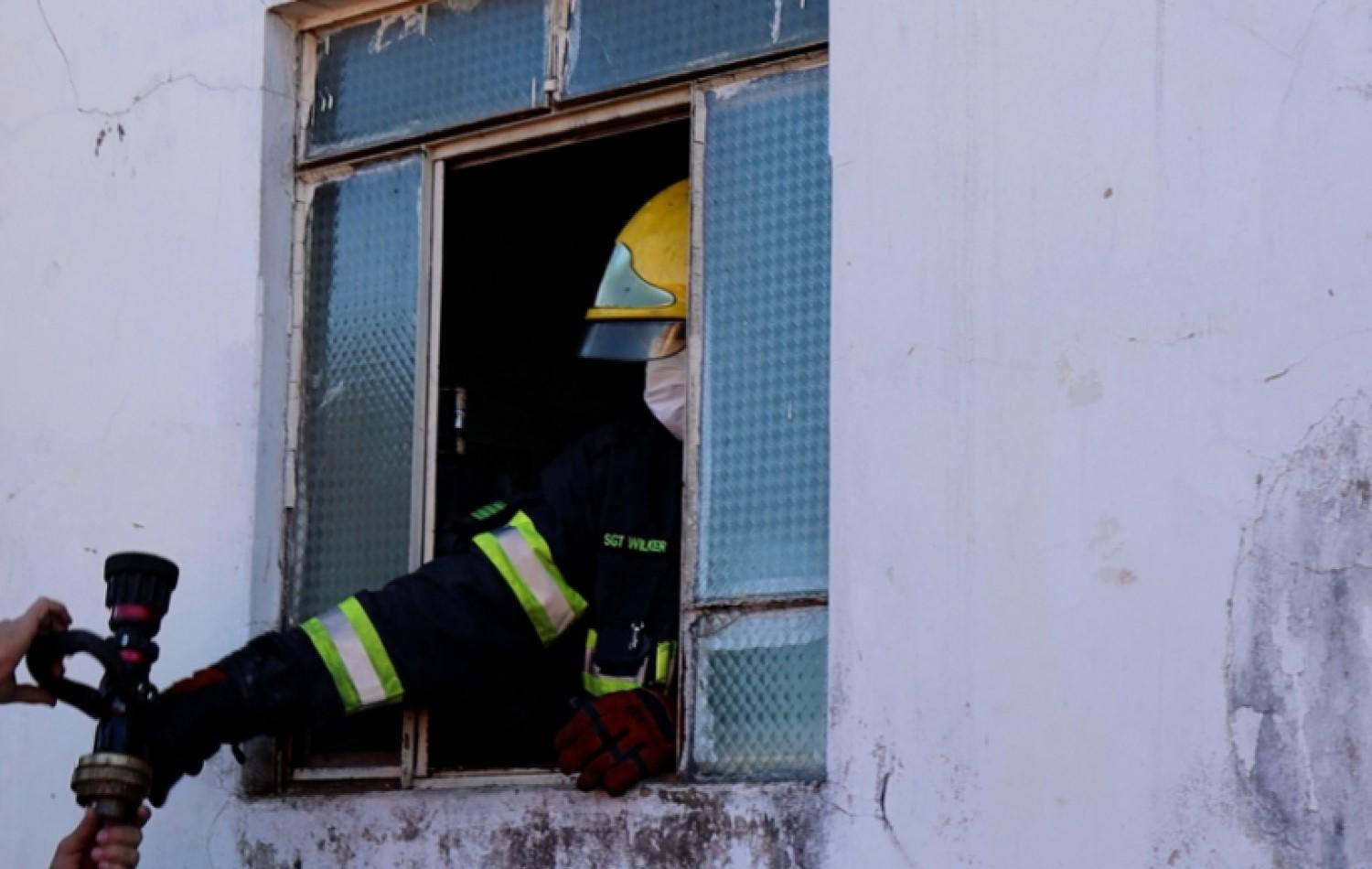 Casa pega fogo em Mineiros; causa pode ter sido criminosa, diz proprietário