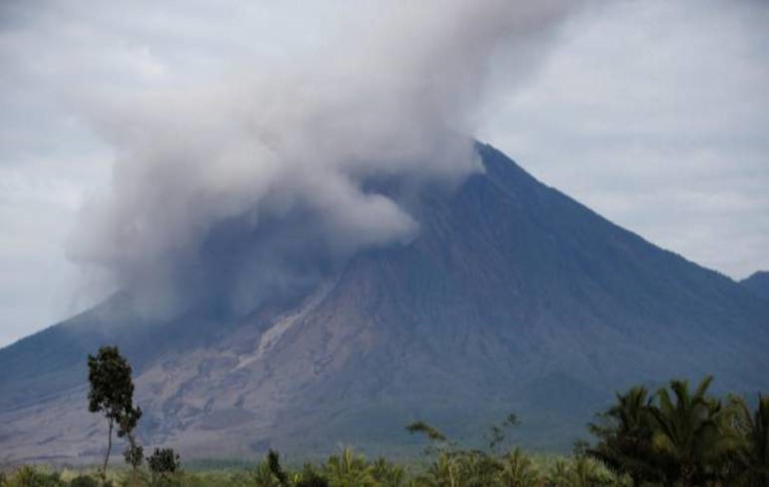 Indonésia: sobe para 34 o número de mortos após erupção de vulcão