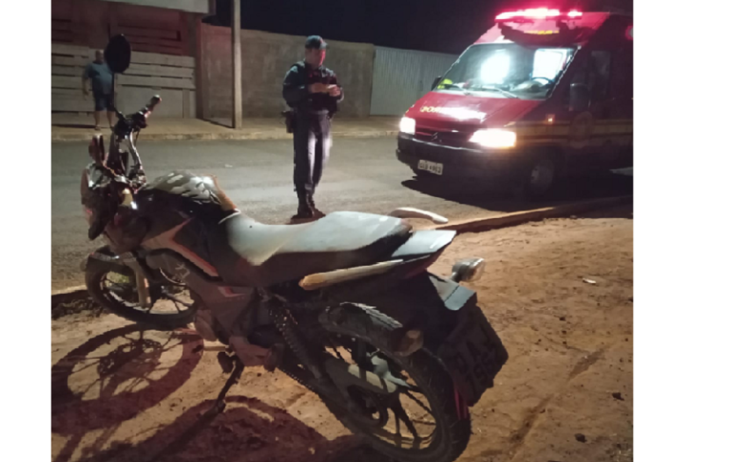 Jovem fica ferido em acidente de trânsito em avenida de Chapadão do Sul