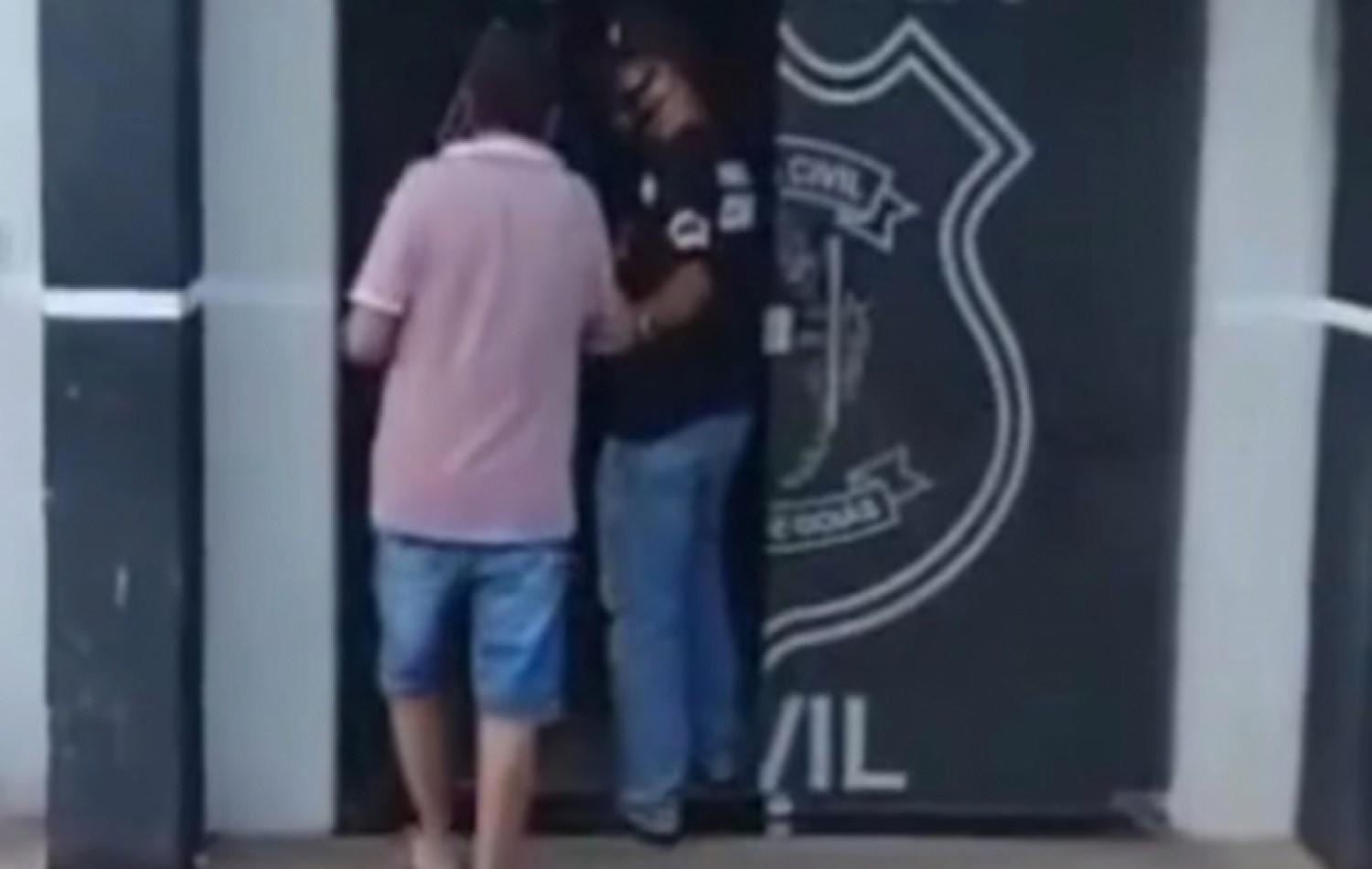 Filho que ameaçou pai para se apossar de aposentadoria é preso em Jaraguá (GO)