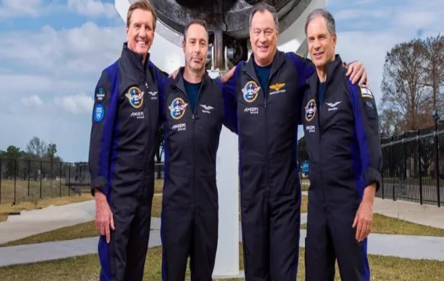 Tripulantes de missão espacial privada devem deixar estação internacional após atraso