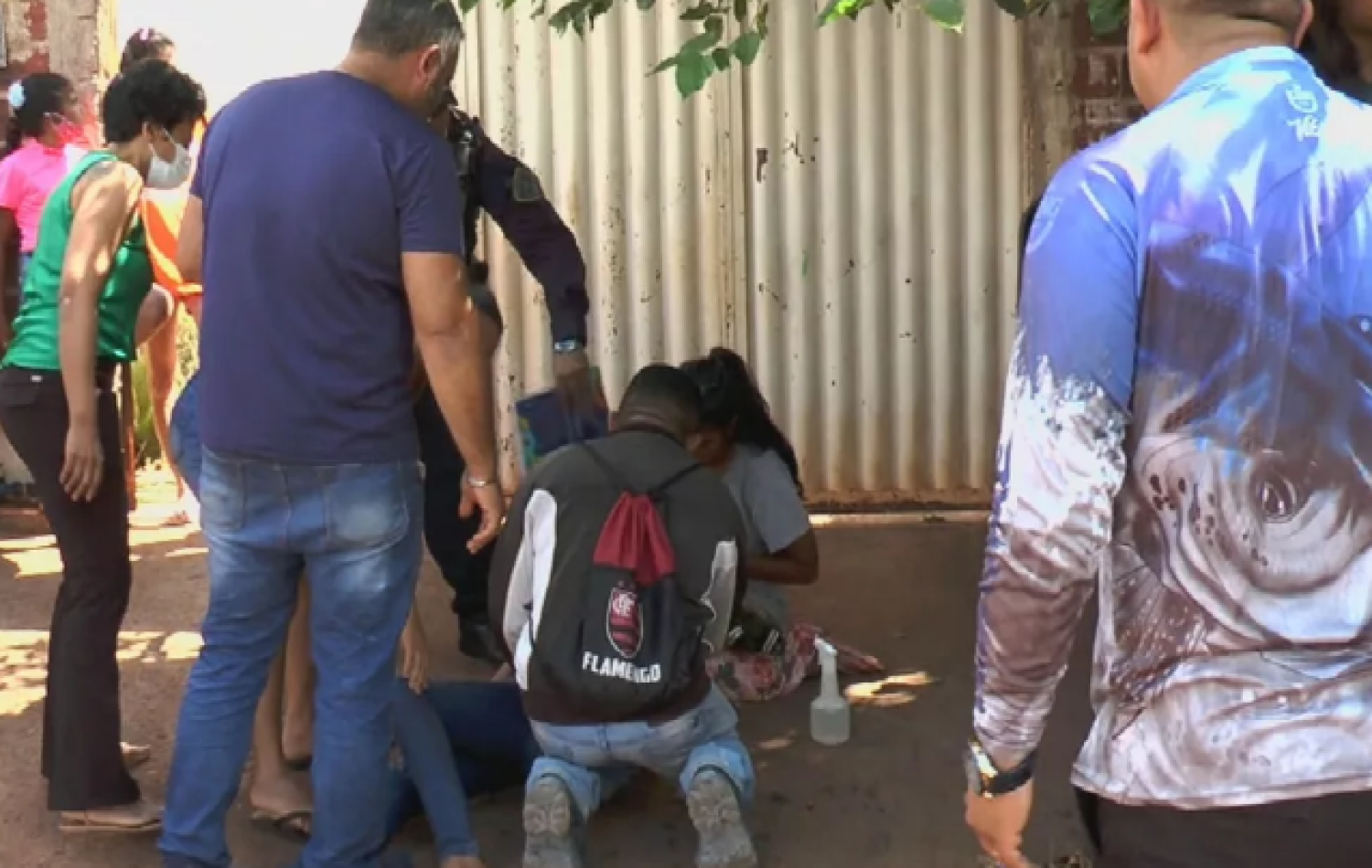 Cerca de dez crianças passam mal após serem atingidas por spray de pimenta pela Guarda Civil em escola de Goiânia