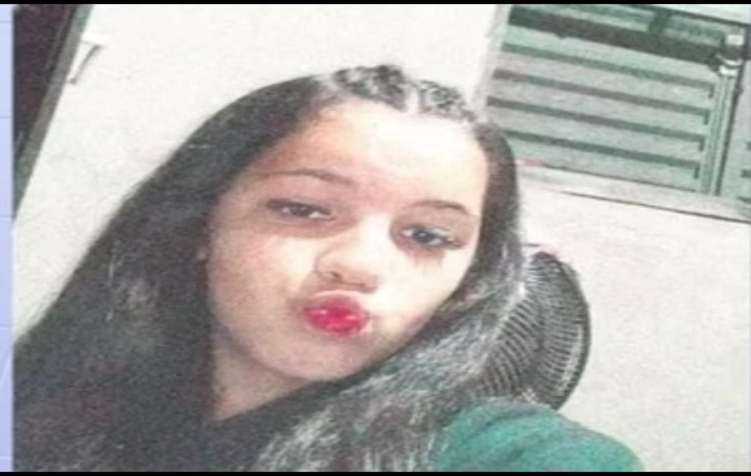 VÍDEO mostra momento em que corpo de adolescente desaparecida é encontrado enterrado na casa da família
