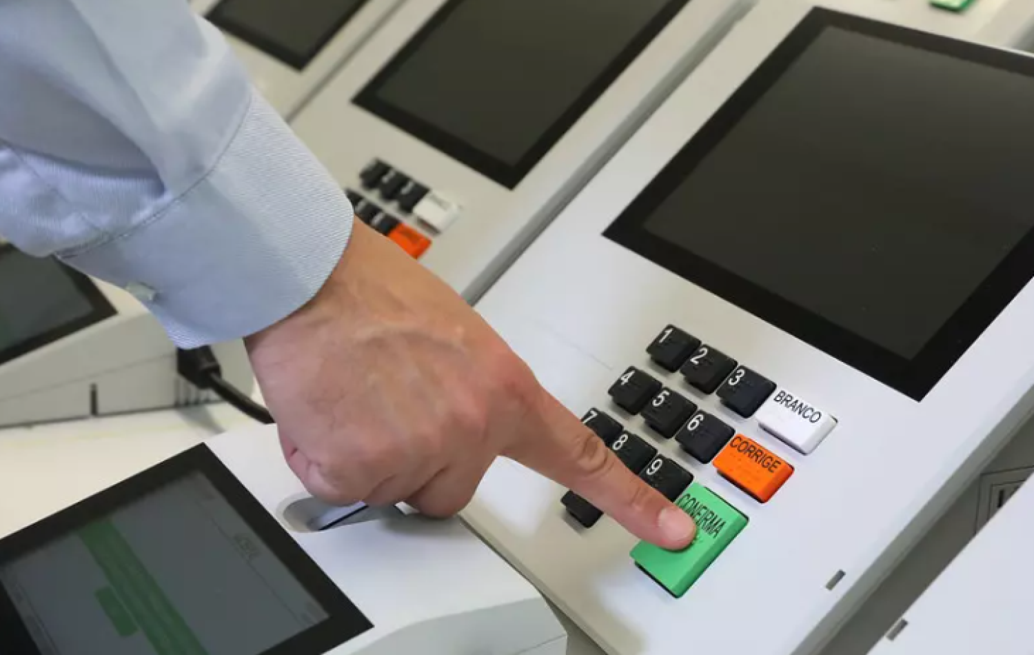 Prazo para solicitar voto em trânsito termina hoje