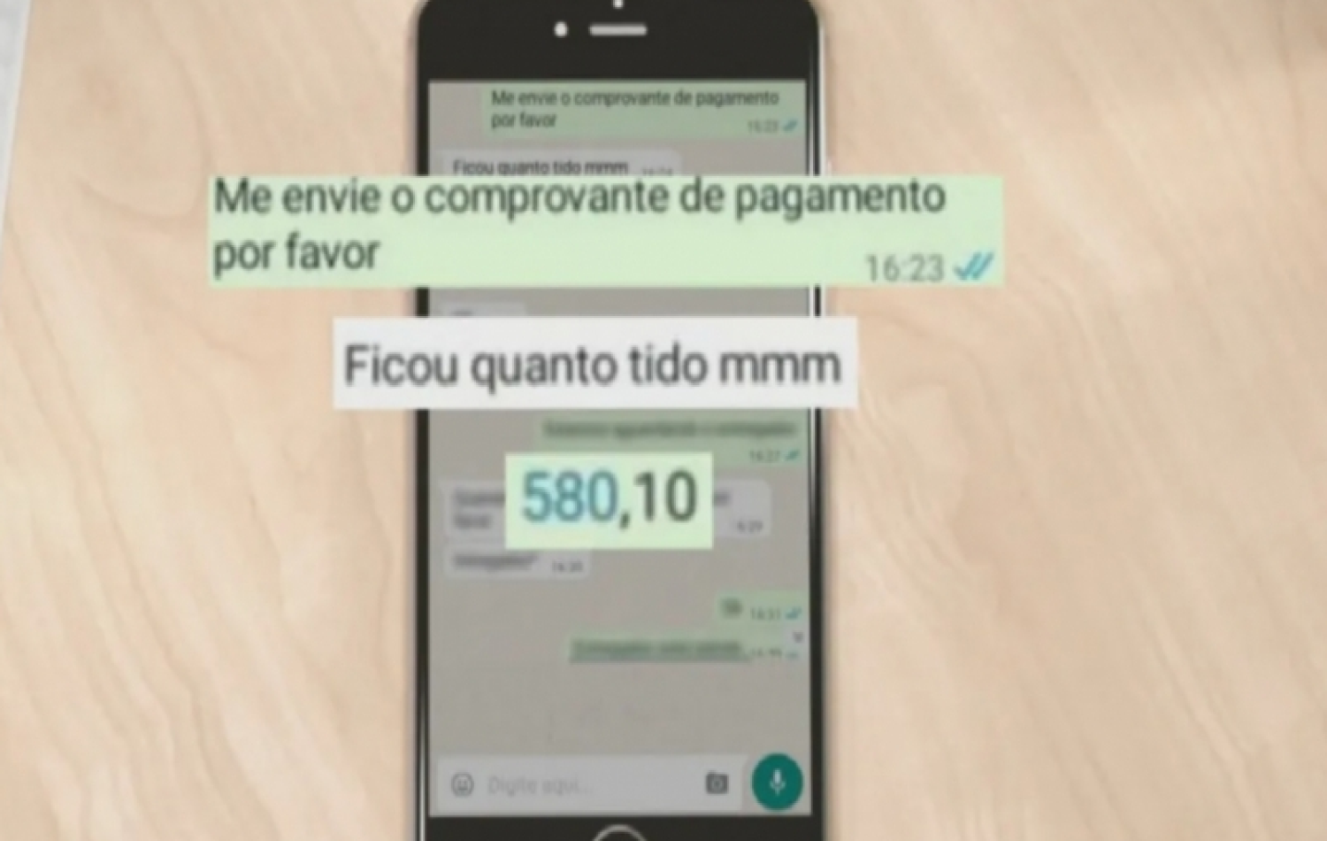 Policiais acompanham entrega para prender homem suspeito de comprar carnes para churrasco com falso PIX