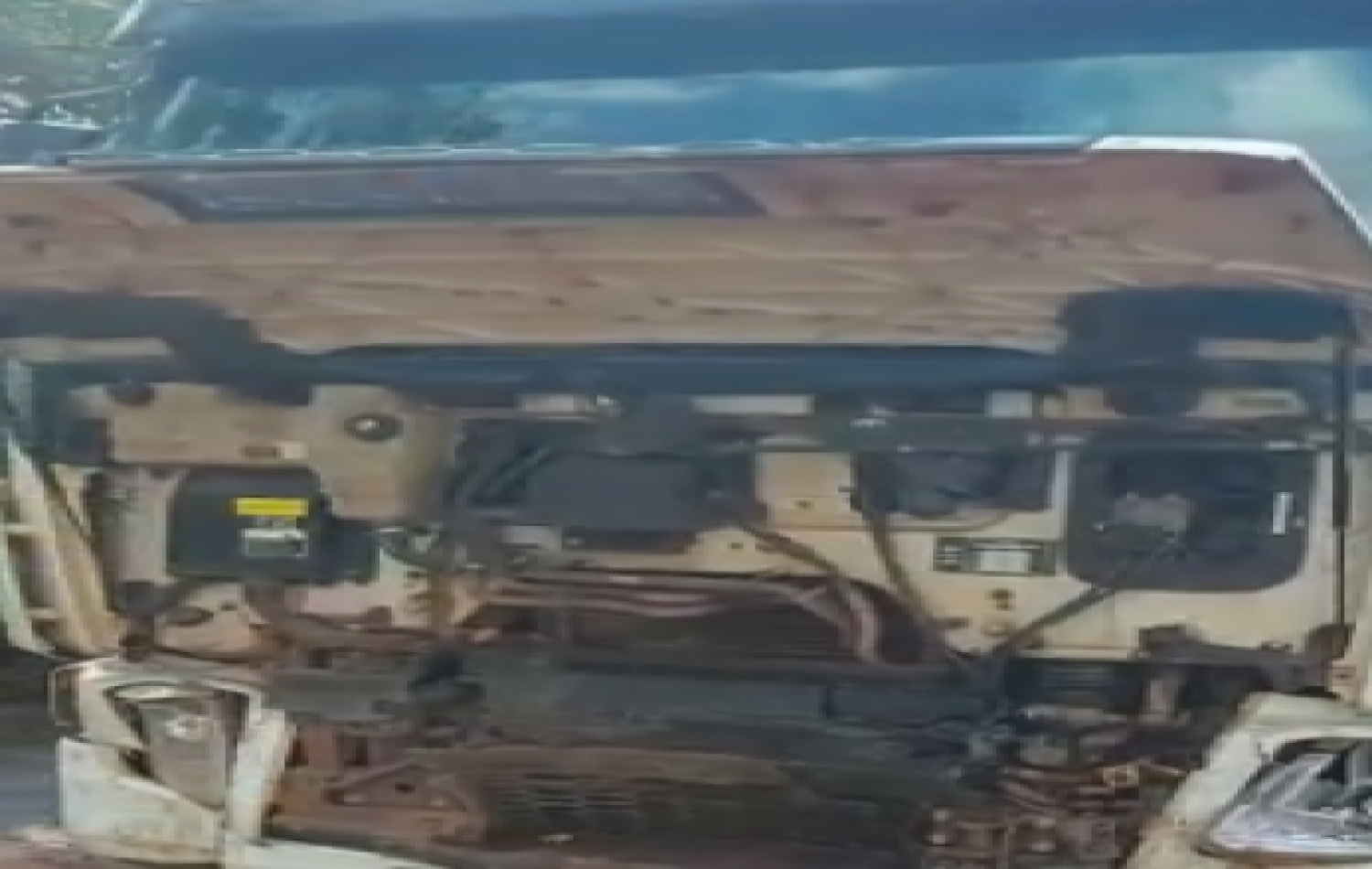 Motorista fica ferido em engavetamento na BR-364, perto de Jataí