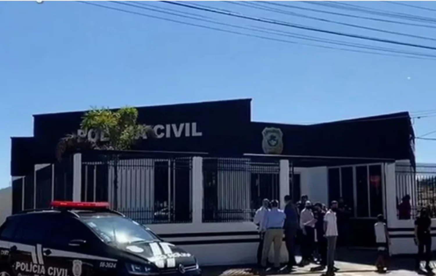 Adolescente é apreendida suspeita de esfaquear mulher para defender avó em briga de bar, em Bela Vista de Goiás
