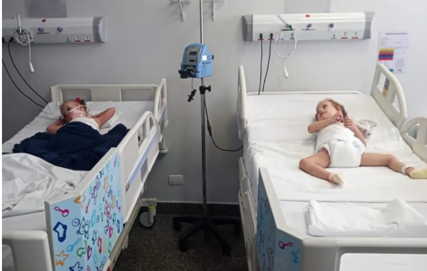 Siamesas separadas em hospital de Goiânia, Heloá e Valentina recebem alta da UTI
