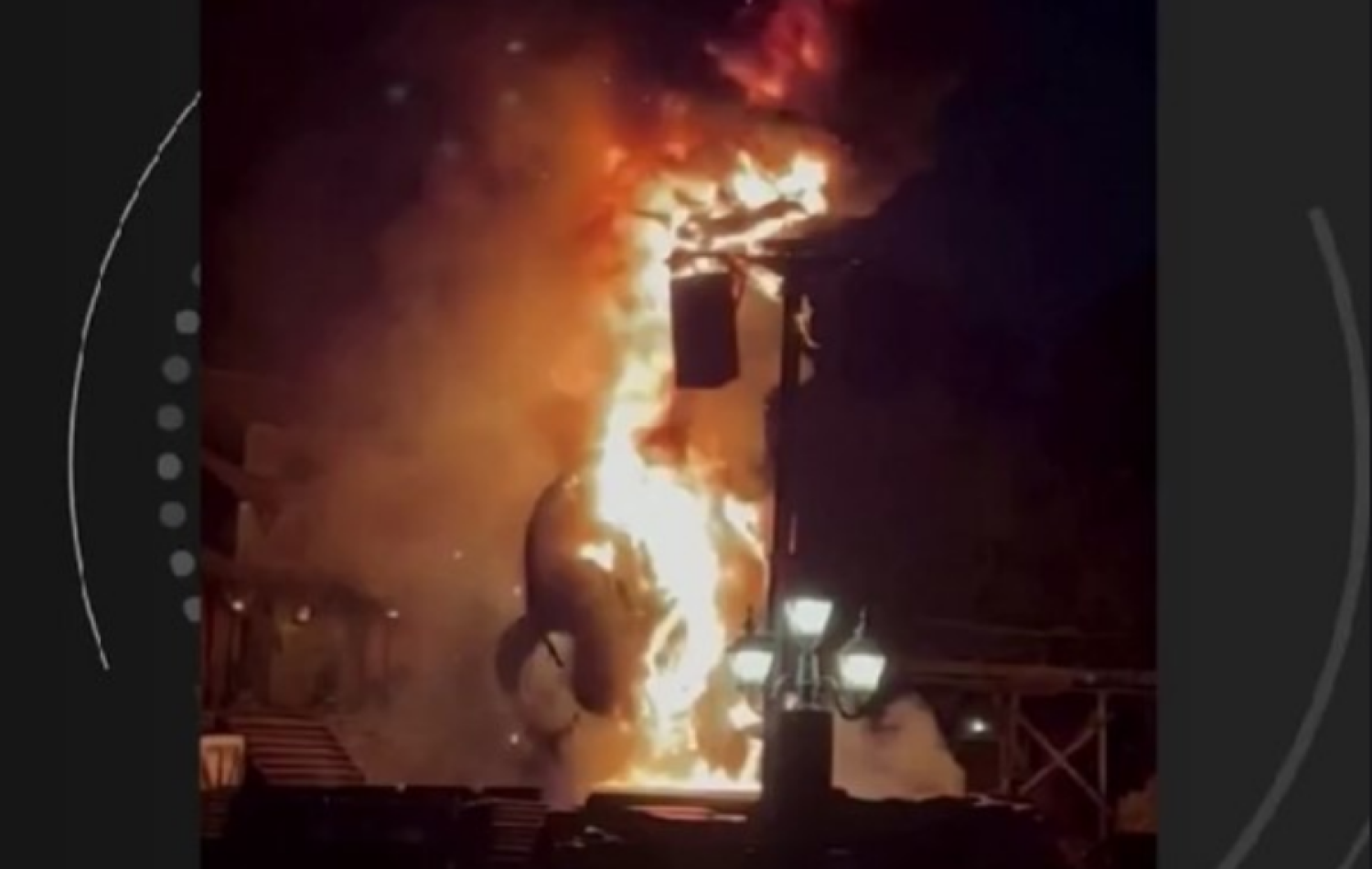 Dragão de dez metros pega fogo durante show em parque da Disney