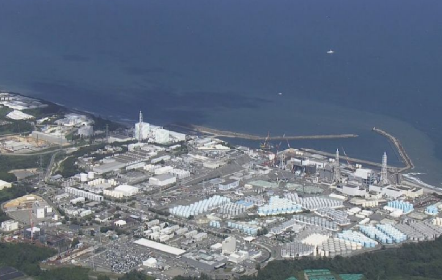 Água residual de Fukushima começa a ser lançada no oceano; China proíbe frutos do mar japoneses