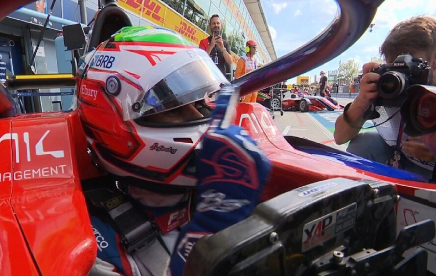 Piloto brasileiro agenciado por Fernando Alonso ganha título inédito para o Brasil na Fórmula 3