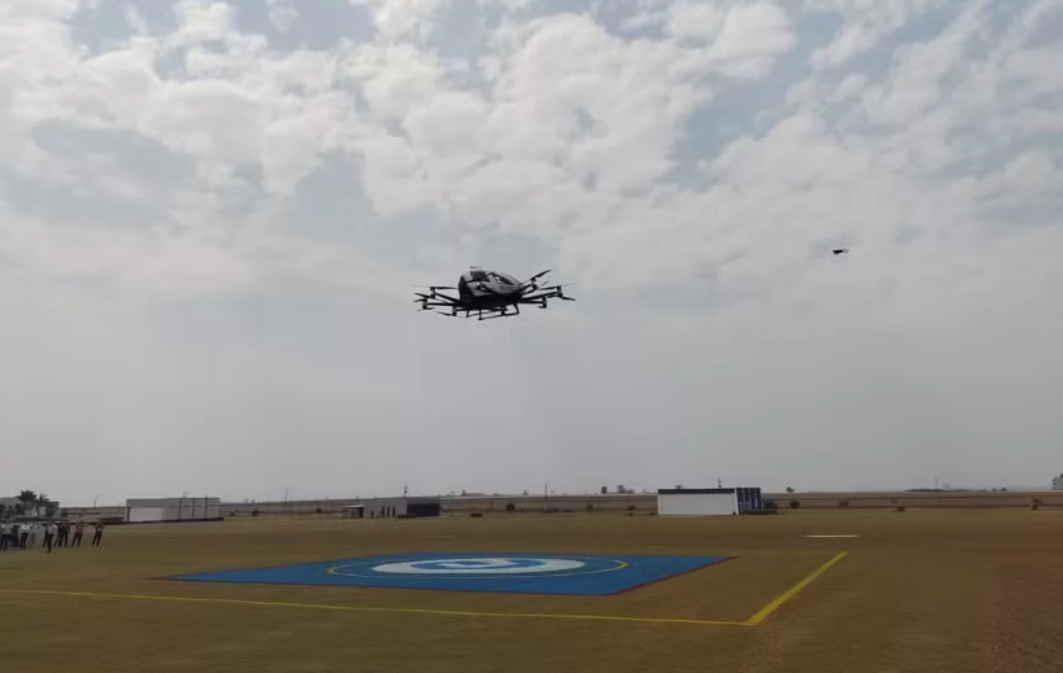 A Gohobby realizou primeiro voo experimental do carro voador EH216-S no Brasil