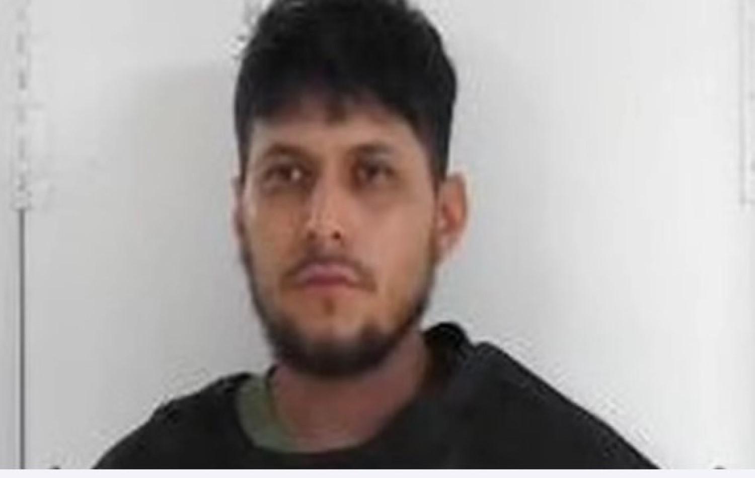 Criança reclama de ‘monstro’ no quarto e babá acha homem embaixo da cama