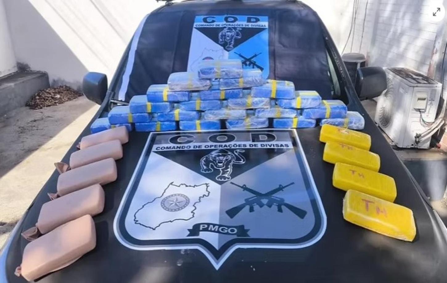 Mulher é presa em Trindade com carga de cocaína avaliada em R$ 1,5 milhão