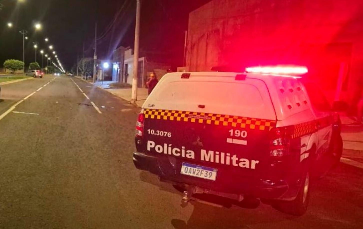 Adolescente é apreendido pela PM após provocar acidente com carro em Costa Rica
