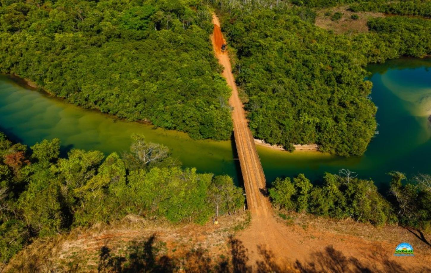 MANUTENÇÃO DE ESTRADAS RURAIS AVANÇA NA LINHA 10